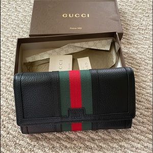 Gucci continental women wallet leather